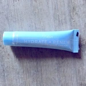 Glow on 5th beauty night cream